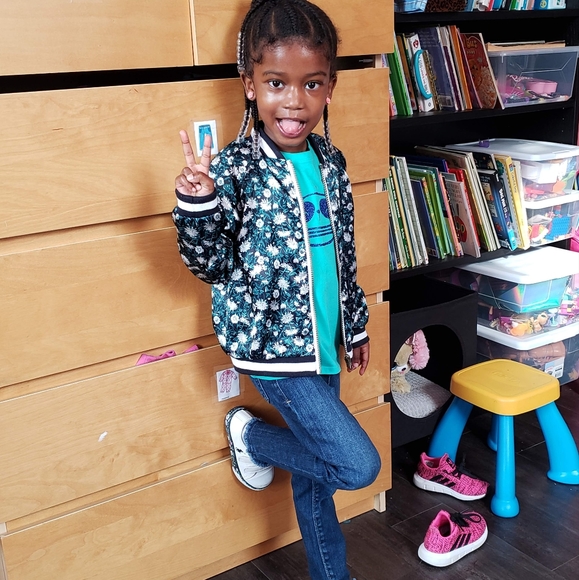 Champion Windbreaker, Joe Fresh Jacket, and Genuine Kids Jacket Lot - Picture 3 of 3